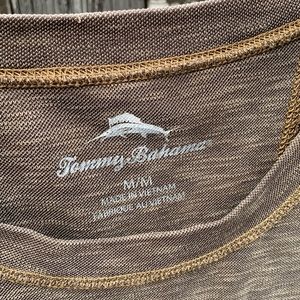 Size medium Tommy Bahama